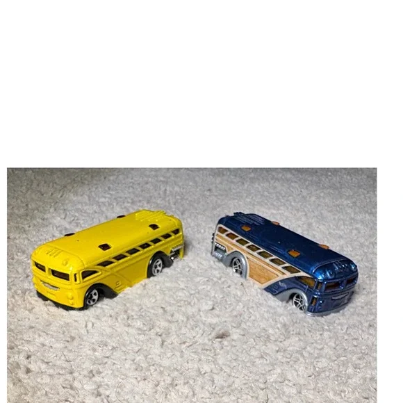 Hot Wheels Surfin School Bus Lot of 2 Yellow Blue Woody Custom Diecast 1:64