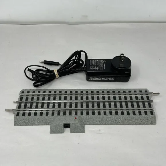 Lionel Fastrack Lionchief Terminal Straight Track Power Supply O Gauge Train
