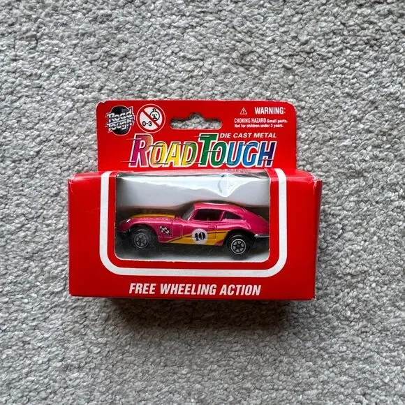 Vintage Yat Ming Jaguar E Type #1010 Road Tough Die Cast Metal Model Car