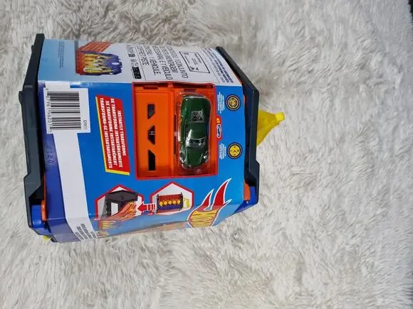 Hot Wheels Roll Out Raceway Track Set Storage Case With Car Stores 80 Cars New
