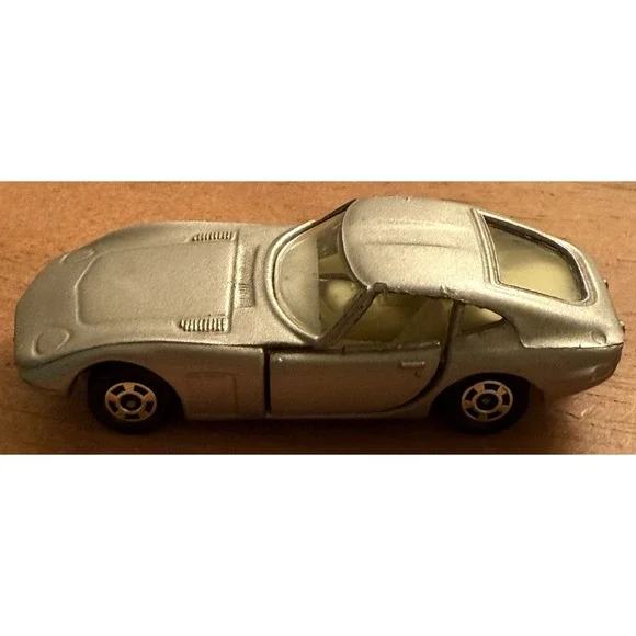 VINTAGE TOMICA 1974 POCKET CARS #5 SILVER‎ TOYOTA 2000GT SPORTS CAR 1/64 JAPAN