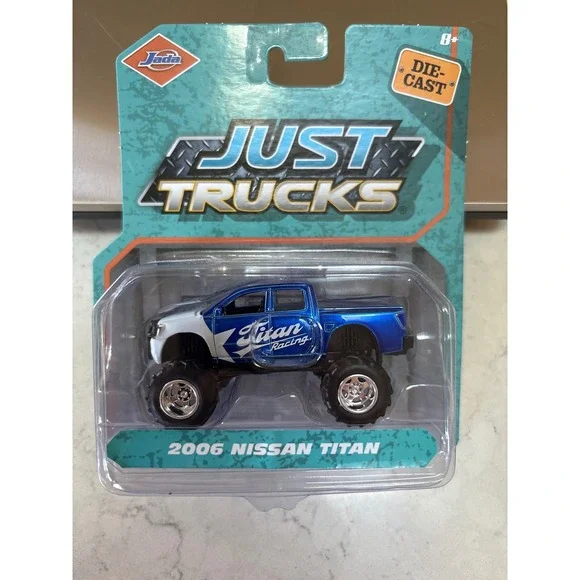 Jada Just Trucks 2006 Nissan Titan Blue White‎ Die-Cast 1/64 Scale Lifted 4x4
