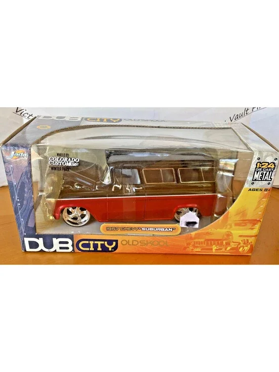 Jada Toys DUB City OldSkool 1957 Chevy Suburban 1:24 Scale Diecast Black/Red NIB