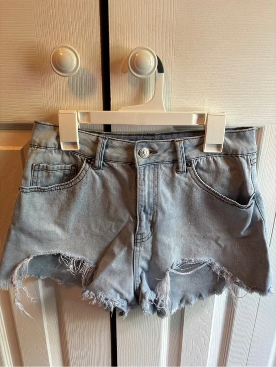 BUNDLE OF 3 DENIM SHORTS - FRAYED, DISTRESSED & CUFFED - SUMMER ESSENTIALS