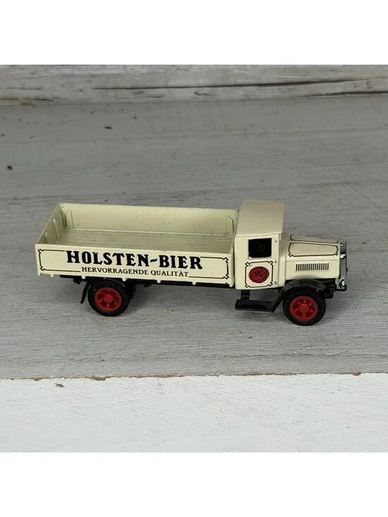 Matchbox Models of Yesteryear 1932 Model AA Ford Holsten Bier Beer Truck 4” GC