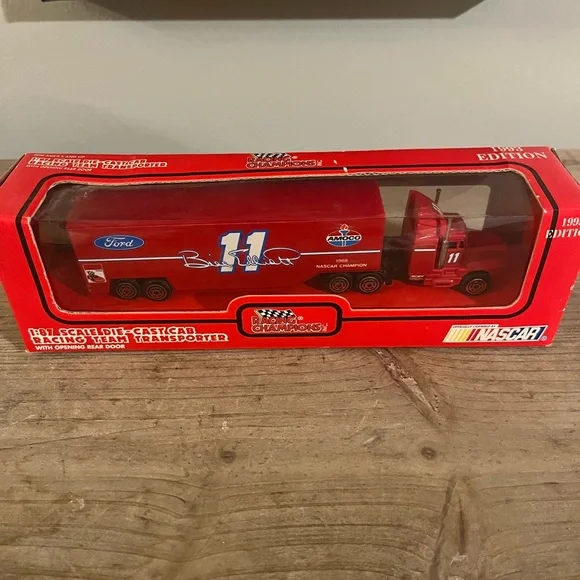Bill Elliot ford semi truck nascar‎ 11