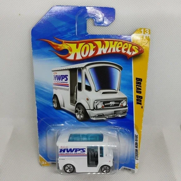 2010 Hot Wheels #13 New Models‎ 13/44 BREAD BOX White Variation Chrome 5 Spokes