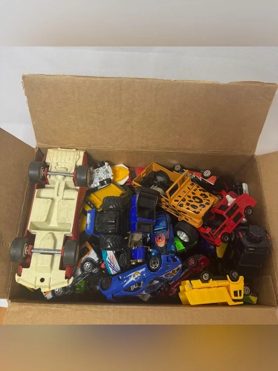 Huge Lot Of Cars! ~50 Hot Wheels Matchbox And More!