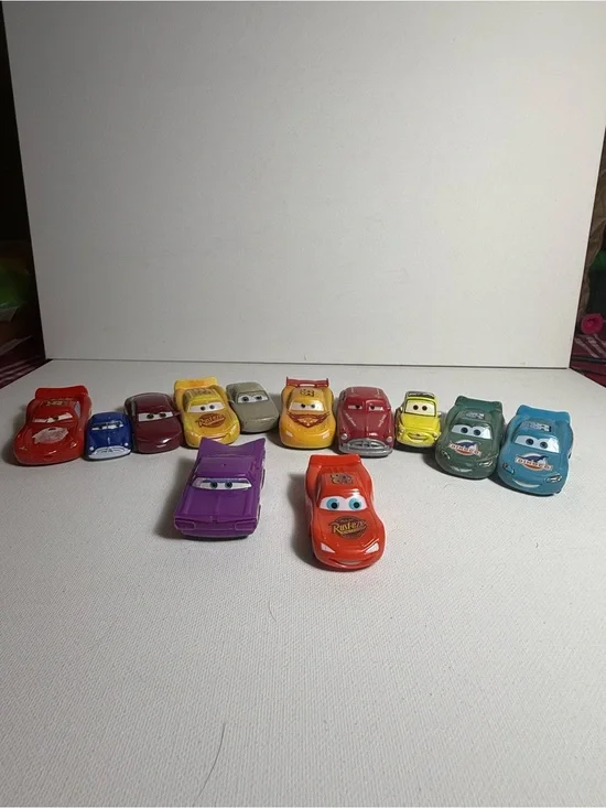 Assorted Vintage Cars Toy Lot - Lightning McQueen and Others
