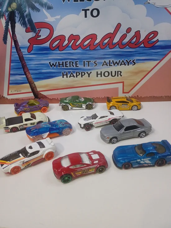 Lot Of 30 Diecast Monster Trucks