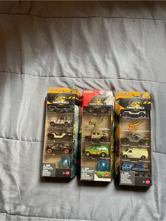 Jurassic World Vehicle & Dinosaur Play Pack - Green/Yellow/Black