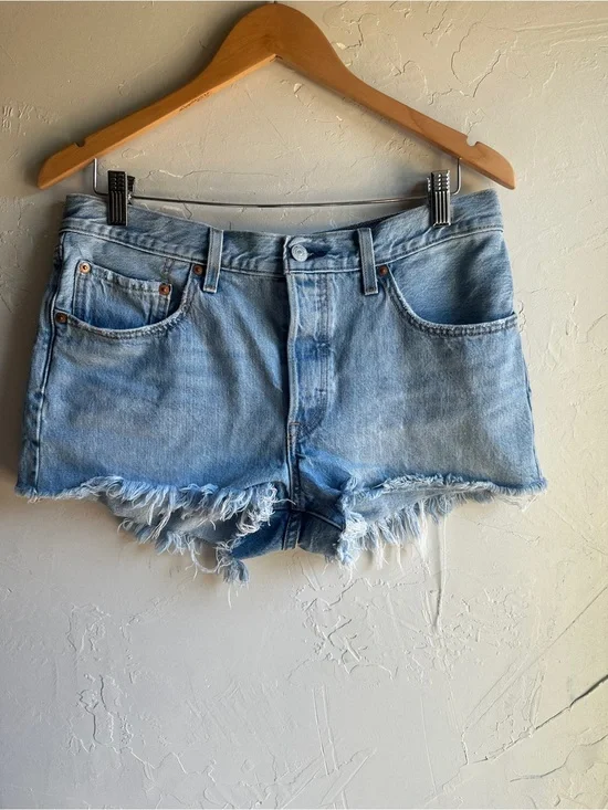 Levi's 501 Cutoff Denim Shorts Light Wash Frayed Raw Hem Festival Grunge W30