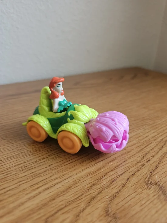 4/$10 Batman Poison Ivy 1993 Mconald's Toy Car