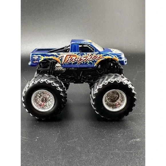 Hot Wheels Monster Jam Thrasher 1:64 Diecast Monster Truck Lightning Bolts