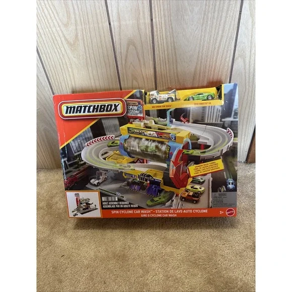 Matchbox Action Drivers Spin Cyclone Car Wash Playset 1:64 w/ 2020 Chevy C8