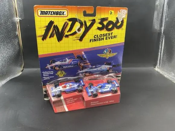 1992 Matchbox Indy 500 Closest Finish,Al Unser Jr. #3,Scott Goodyear #15