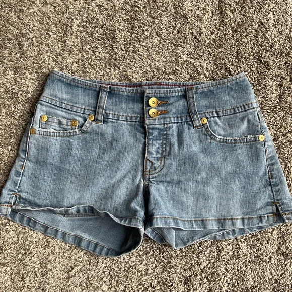 Glo Y2K Medium Wash Denim Shorts Size 3
