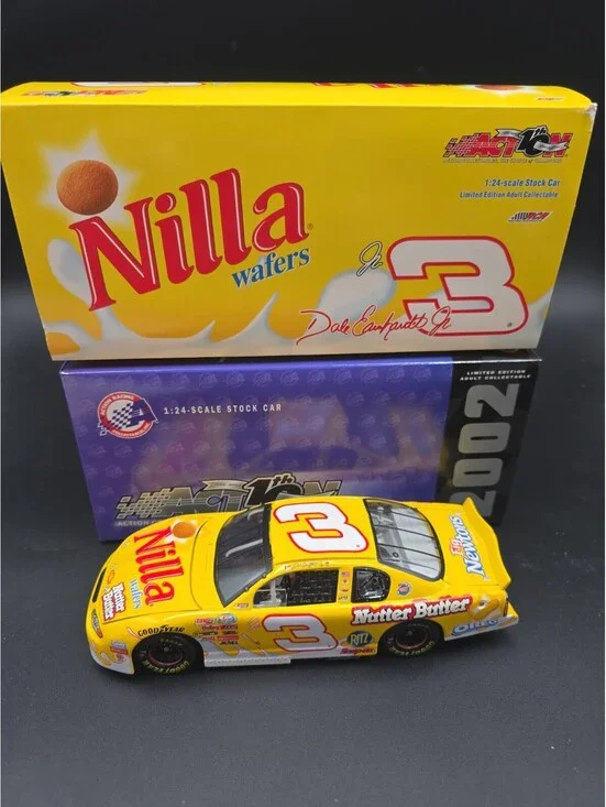 Action Racing Dale Earnhardt Jr. #3 Nilla Wafers/ Nutter Butter 2002 Monte Carlo