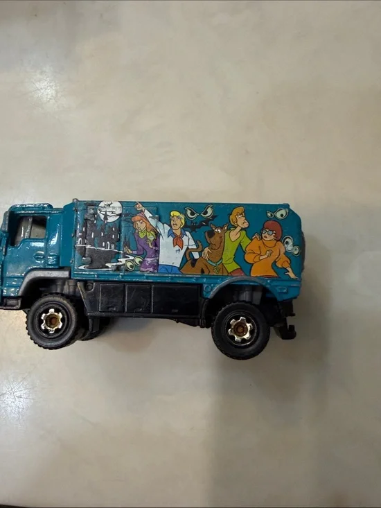 Mattel Teal Scooby-Doo Die-Cast Cargo Truck with Character Art