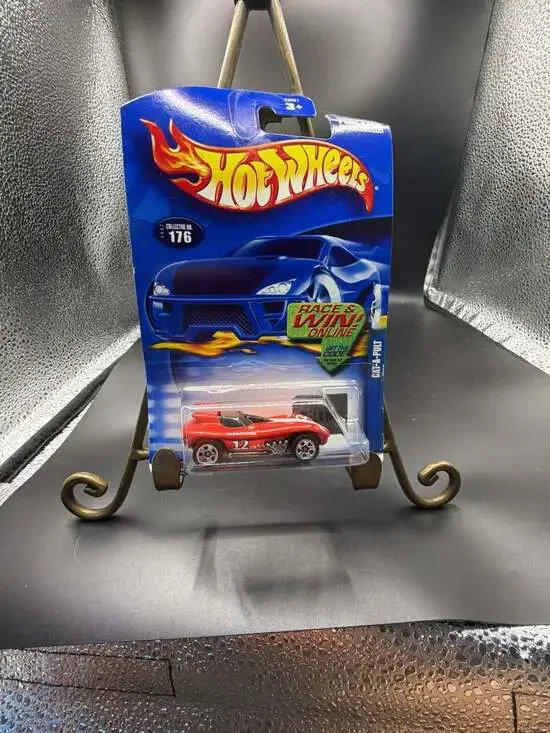 Hot Wheels 2002 Collector No. 176 Cat-A-Pult Diecast Car