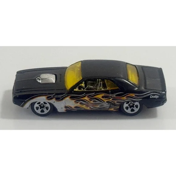 Hot Wheels '70 Dodge Challenger Black‎ with Flames 2006 Rare Diecast Muscle Car