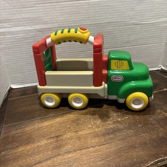 Little Tikes Hand Held Farm Truck ‎ With Sounds and Music No Animals Works