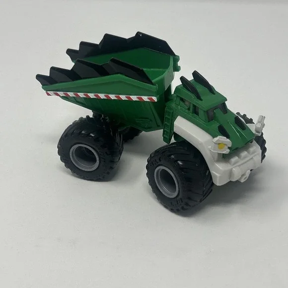 Spin Master Monster Jam Dirt Squad 
