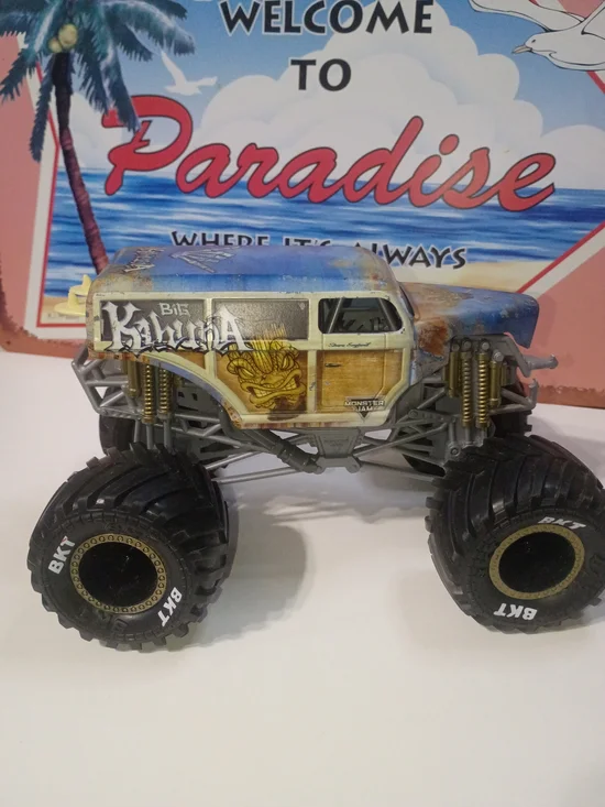 Spin Master Monster Jam Big Kahuna 1/24 Scale