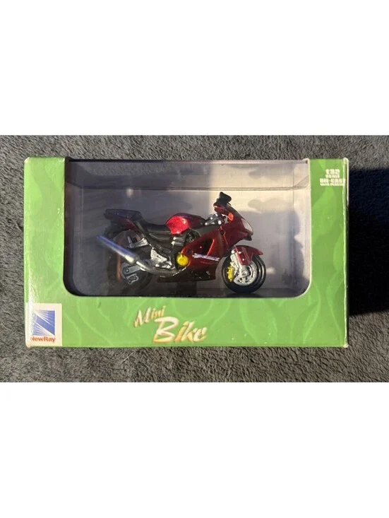 NIB Kawasaki ZX 12 R Red Metallic 1:32 New Ray Toys Mini Bikes