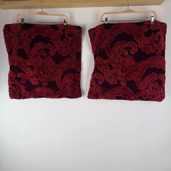 Pottery Barn Burgundy Red Damask Textured 22x22 Pillow Covers Set of 2