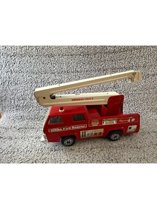 Vintage Tonka Fire Rescue Snorkel Unit 3 No. 13270 Steel Truck Missing Basket