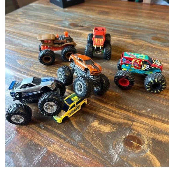 Monster Jam Trucks Lot 6 Snake Bite Nissan Skyline Loco‎ Punk Camaro Demo Derby
