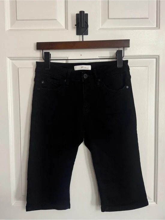 KanCan Black Bermuda Denim Shorts Boyfriend Fit Cuffed Stretch Jean Shorts