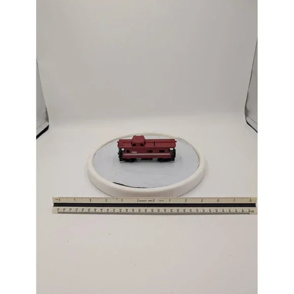 Tyco HO Scale Caboose 689 Red Off-Center Cupola Model Train Boxcar Rolling Stock