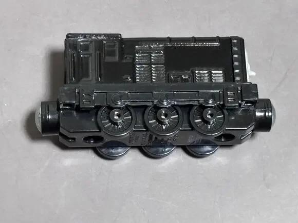 Thomas & Friends  Take N Play Die Cast Train Magnetic Diesel 2013 Mattel