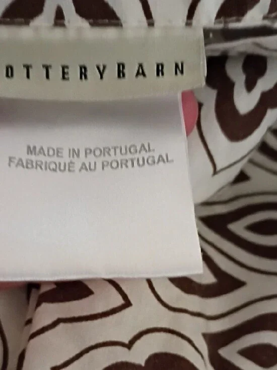 Pottery Barn EUC Brown and Ivory Moroccan Print Queen Flat Sheet