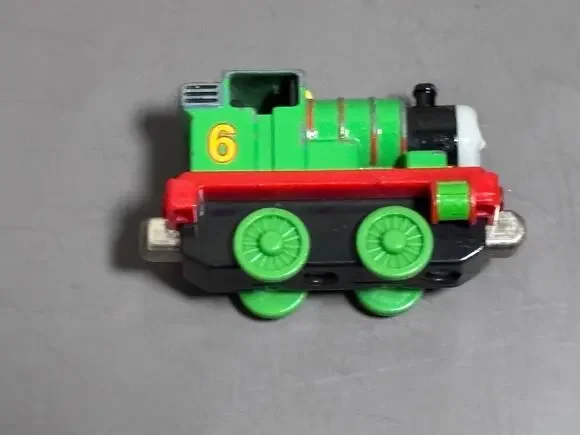 Thomas & Friends Take N Play Diecast Percy Engine 2012 Gullane Mattel Train