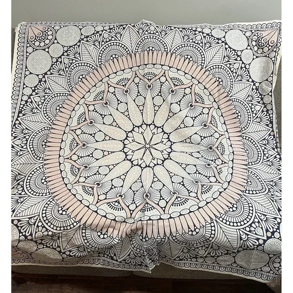 Pottery Barn PB Dorm Tapestry‎ Mandala Wall Hanging 34x34