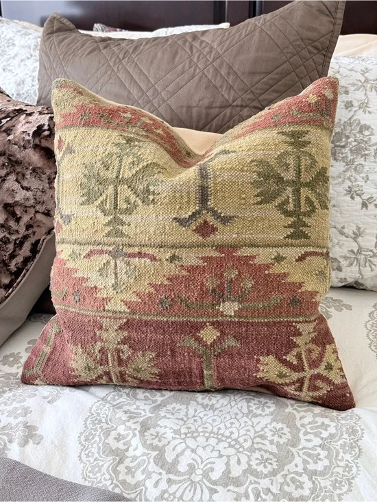 Pottery Barn Square Dhurrie Rug Accent Pillow