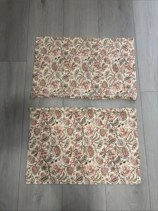 Pottery Barn Floral Paisley Pillowcase Covers Pair in Cream & Dusty Rose 16”x26”