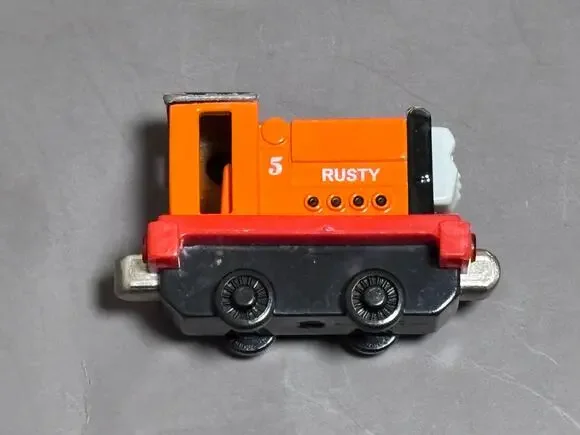 Thomas the Train Metal Die Cast Rusty #5 Magnetic 2004 Learning Curve Orange