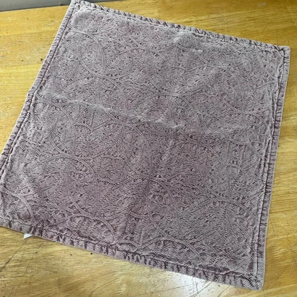 Pottery Barn Mauve‎ Jacquard Damask 20x20 Pillow Cover Boho Traditional Rose