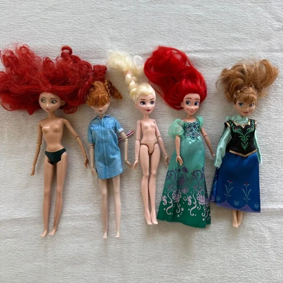 Lot of 5 Disney Princess Fashion Dolls Ariel Anna Elsa Merida Articulated