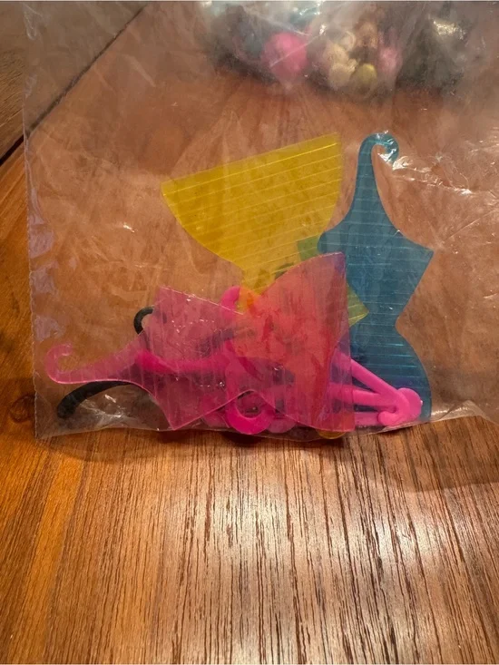 Doll hangers