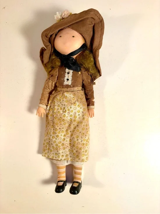 Vintage Holly Hobbie Doll