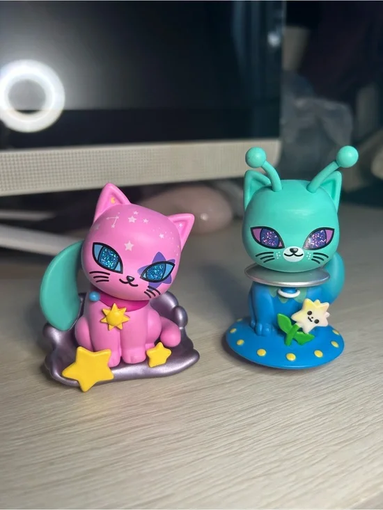 2 Tokidoki Galactic Cats