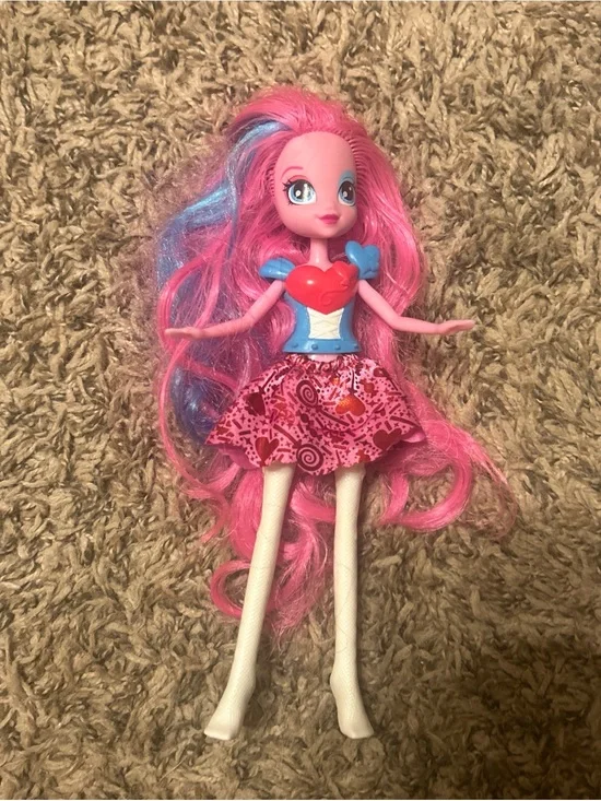 Hasbro MLP My Little Pony Equestria Girls 2014 Pinkie Pie. Good used condition.