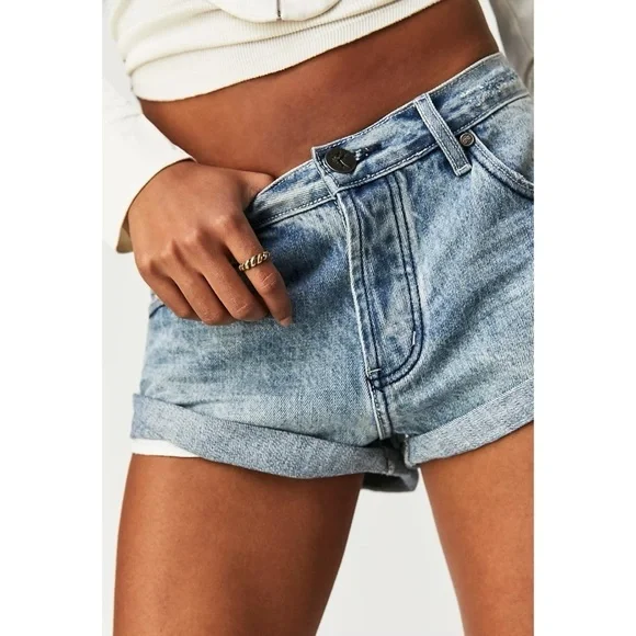 NWT Free People OneTeaspoon Bandits Low Waist Jean Shorts Blue Salty Dog