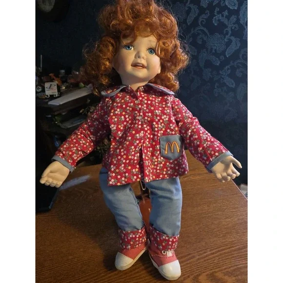 Ashton Drake MCDONALDS‎ DOLL 