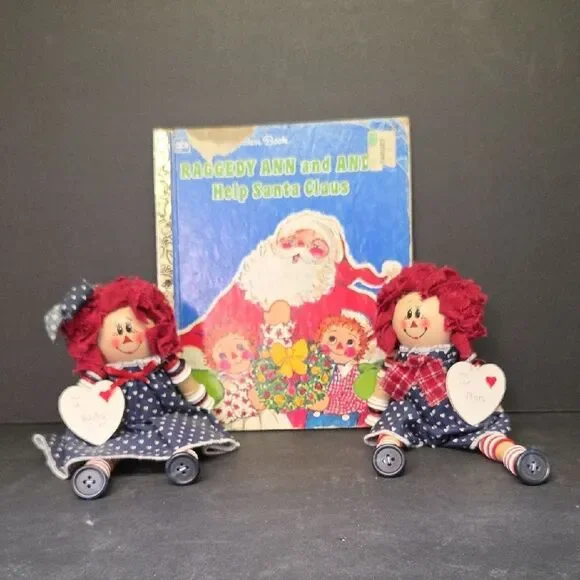Raggedy Ann and Andy Dolls With Button Arms‎ And Legs Plus Little Golden Book